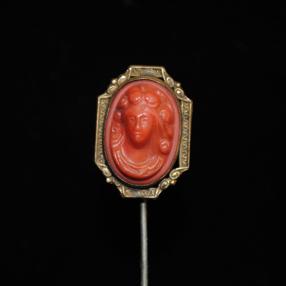 Antique High-rise Plastic Coral-colored Cameo Stick / Tie Pin
